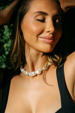 Load image into Gallery viewer, Chunky Baroque Pearl Necklace
