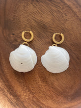 Load image into Gallery viewer, The Karen Shell Earrings

