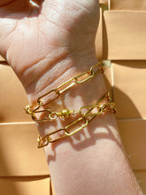 Load image into Gallery viewer, The Wrap Shell Bracelet/Necklace
